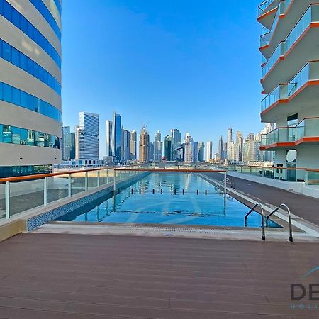 Intimate Studio At Millennium Binghatti Residence Business Bay By Deluxe Holiday Homes Dubai Dış mekan fotoğraf