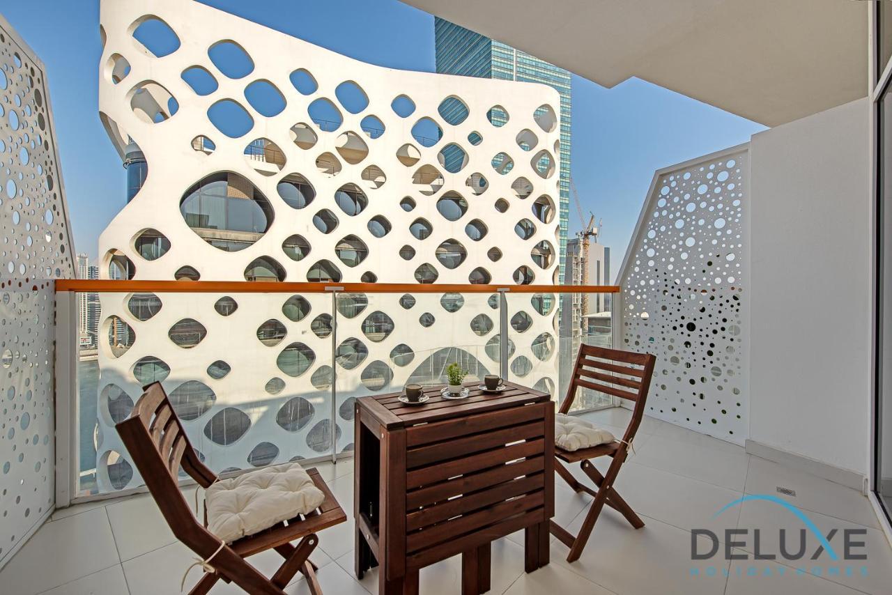 Intimate Studio At Millennium Binghatti Residence Business Bay By Deluxe Holiday Homes Dubai Dış mekan fotoğraf